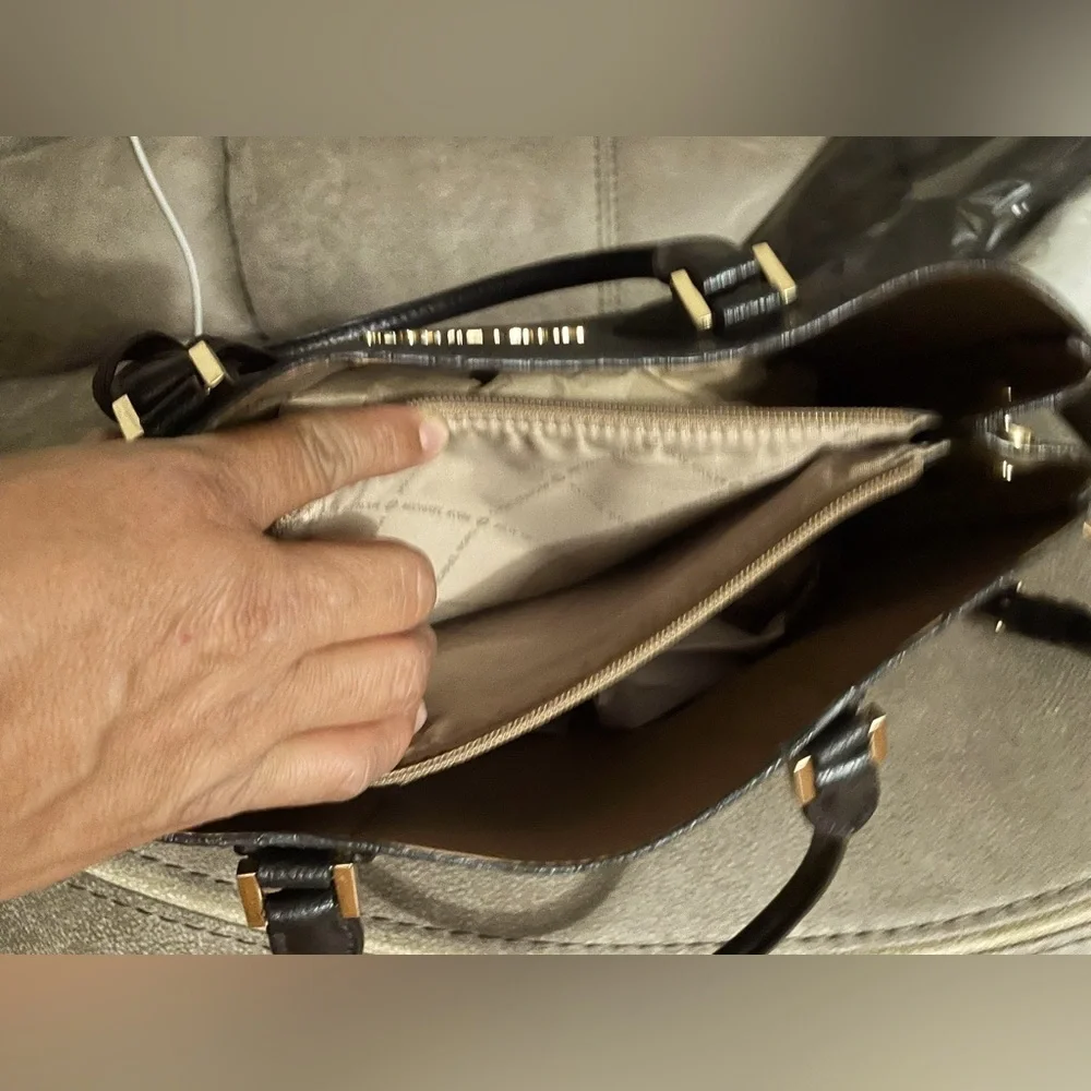 MICHAEL KORS Black Adele Large Leather Satchel Handbag MSRP $368 - Picture 4 of 5